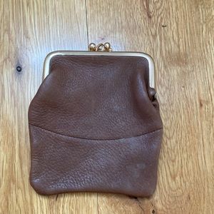 CLOSET CLEAROUT‼️ Brown Leather Changepurse